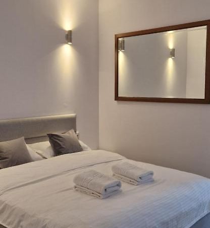 Modern House Otel Sighetu Marmaţiei Dış mekan fotoğraf