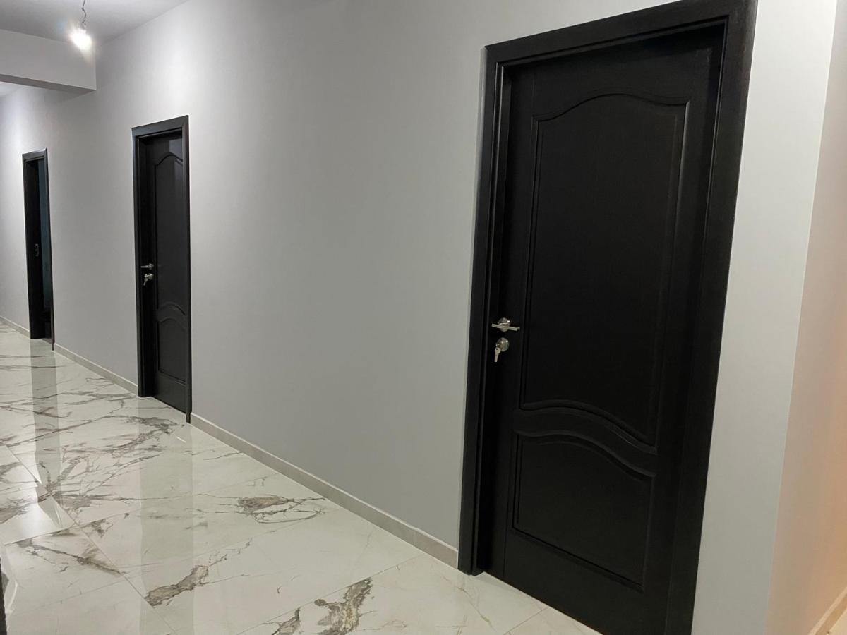 Modern House Otel Sighetu Marmaţiei Dış mekan fotoğraf